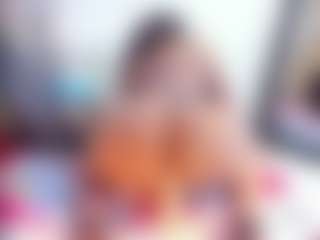 Laura Saenz's Live Sex Cam Show