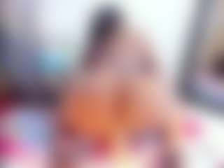 Laura Saenz's Live Sex Cam Show