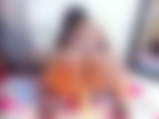 Laura Saenz's Live Sex Cam Show