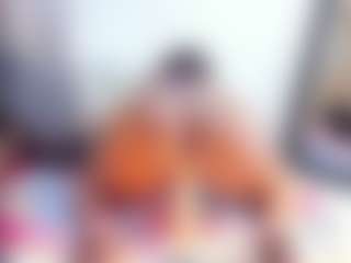 Laura Saenz's Live Sex Cam Show