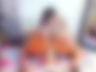 Laura Saenz's Live Sex Cam Show