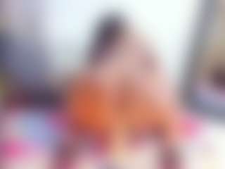 Laura Saenz's Live Sex Cam Show