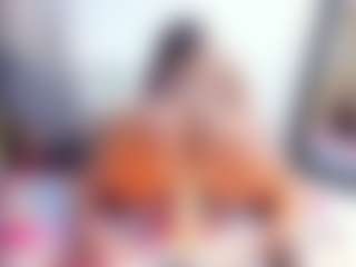 Laura Saenz's Live Sex Cam Show