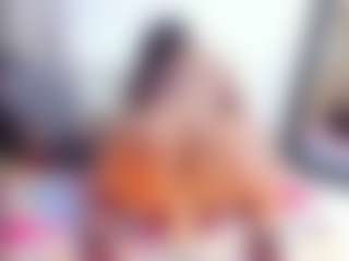 Laura Saenz's Live Sex Cam Show
