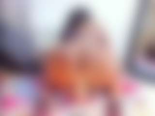 Laura Saenz's Live Sex Cam Show