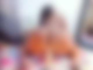 Laura Saenz's Live Sex Cam Show