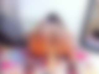 Laura Saenz's Live Sex Cam Show