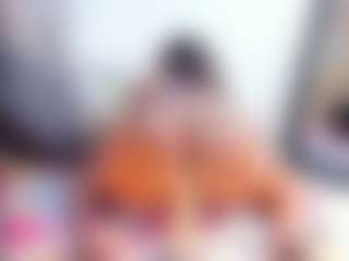 Laura Saenz's Live Sex Cam Show