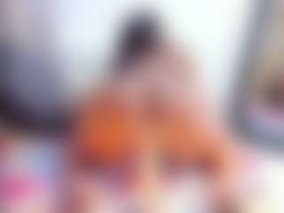 Laura Saenz's Live Sex Cam Show