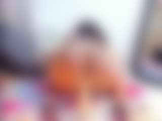 Laura Saenz's Live Sex Cam Show