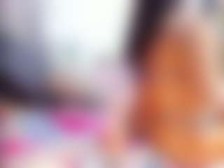 Laura Saenz's Live Sex Cam Show