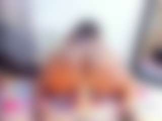 Laura Saenz's Live Sex Cam Show