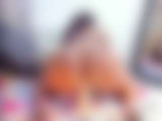 Laura Saenz's Live Sex Cam Show