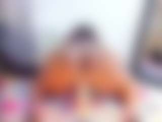 Laura Saenz's Live Sex Cam Show