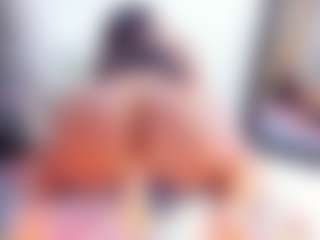 Laura Saenz's Live Sex Cam Show