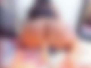 Laura Saenz's Live Sex Cam Show