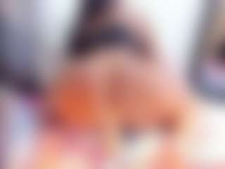 Laura Saenz's Live Sex Cam Show