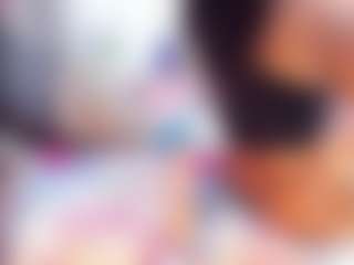 Laura Saenz's Live Sex Cam Show