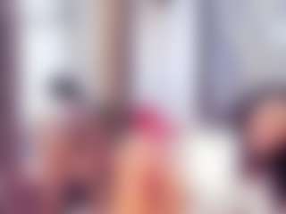 Laura Saenz's Live Sex Cam Show