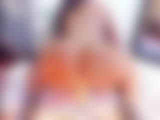 Laura Saenz's Live Sex Cam Show