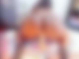 Laura Saenz's Live Sex Cam Show