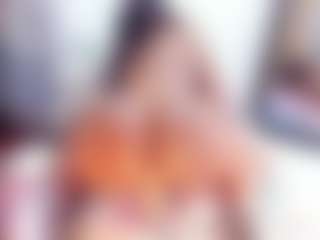 Laura Saenz's Live Sex Cam Show