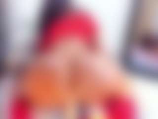 Laura Saenz's Live Sex Cam Show