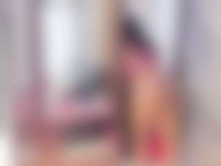 Laura Saenz's Live Sex Cam Show