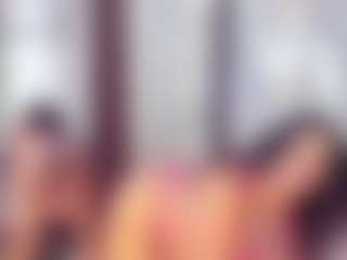 Laura Saenz's Live Sex Cam Show