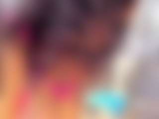 Laura Saenz's Live Sex Cam Show
