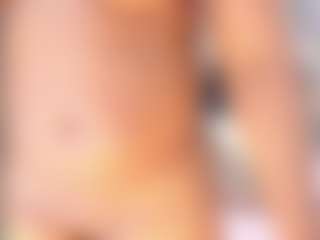 Laura Saenz's Live Sex Cam Show