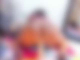 Laura Saenz's Live Sex Cam Show