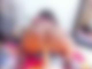 Laura Saenz's Live Sex Cam Show