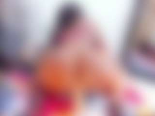 Laura Saenz's Live Sex Cam Show