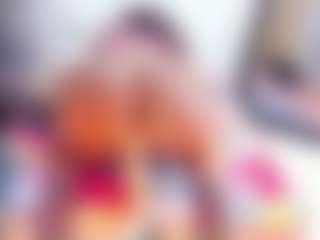 Laura Saenz's Live Sex Cam Show