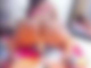 Laura Saenz's Live Sex Cam Show