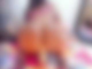 Laura Saenz's Live Sex Cam Show
