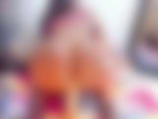 Laura Saenz's Live Sex Cam Show