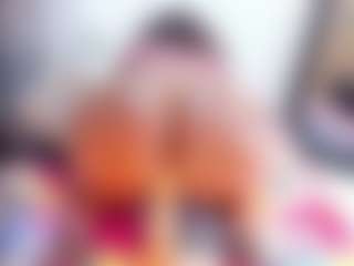 Laura Saenz's Live Sex Cam Show