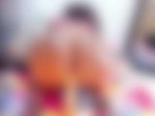 Laura Saenz's Live Sex Cam Show