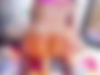 Laura Saenz's Live Sex Cam Show