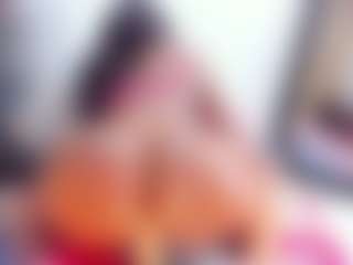Laura Saenz's Live Sex Cam Show