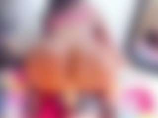 Laura Saenz's Live Sex Cam Show