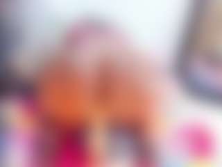 Laura Saenz's Live Sex Cam Show