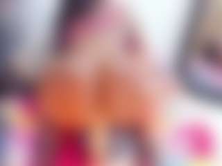 Laura Saenz's Live Sex Cam Show