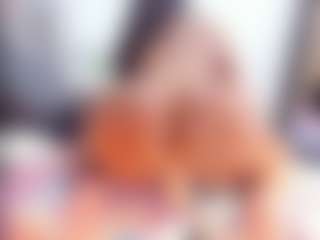 Live cam show with Laura Saenz - Erotic Dance on SinfulBabes