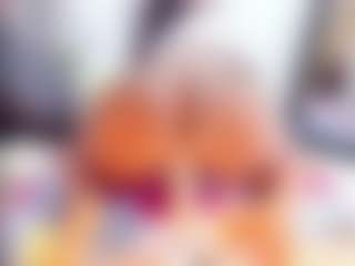 Live cam show with Laura Saenz - Erotic Dance on Strip Flash - Live Sex Shows
