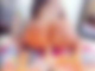 Laura Saenz's Live Sex Cam Show