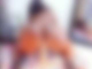 Laura Saenz's Live Sex Cam Show