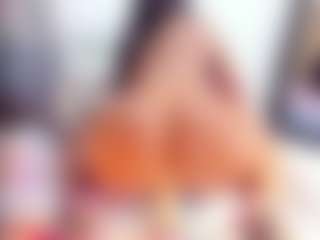 Laura Saenz's Live Sex Cam Show